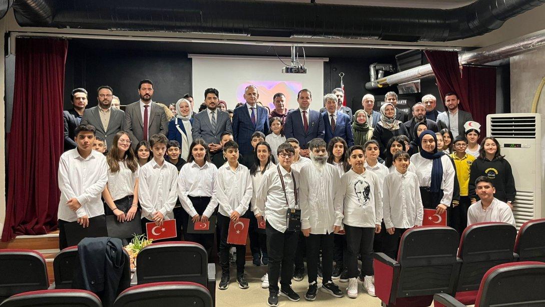 12 Mart İstiklal Marşı'nın Kabulü ve Mehmet Akif Ersoy'u Anma Günü İlçe Programımız Adnan Menderes Ortaokulumuz Ev Sahipliğinde Kutlanmıştır