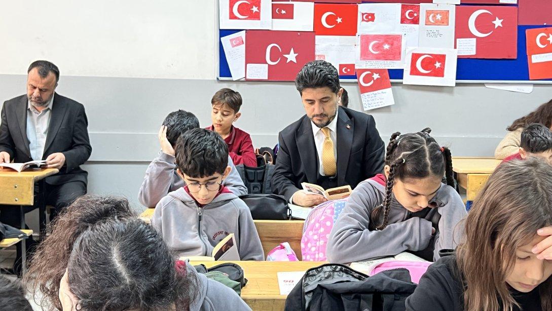 'Ben Okuyorum, İstanbul Okuyor' Projesi Kapsamında Planladığımız Okuma Saatlerimizin İlki Tüm Okullarımızda Eş Zamanlı Bir Şekilde Gerçekleştirildi